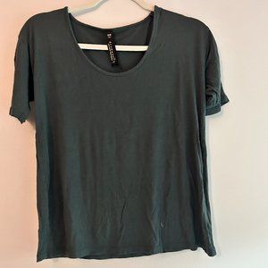 Aritzia Loose Grey T-Shirt